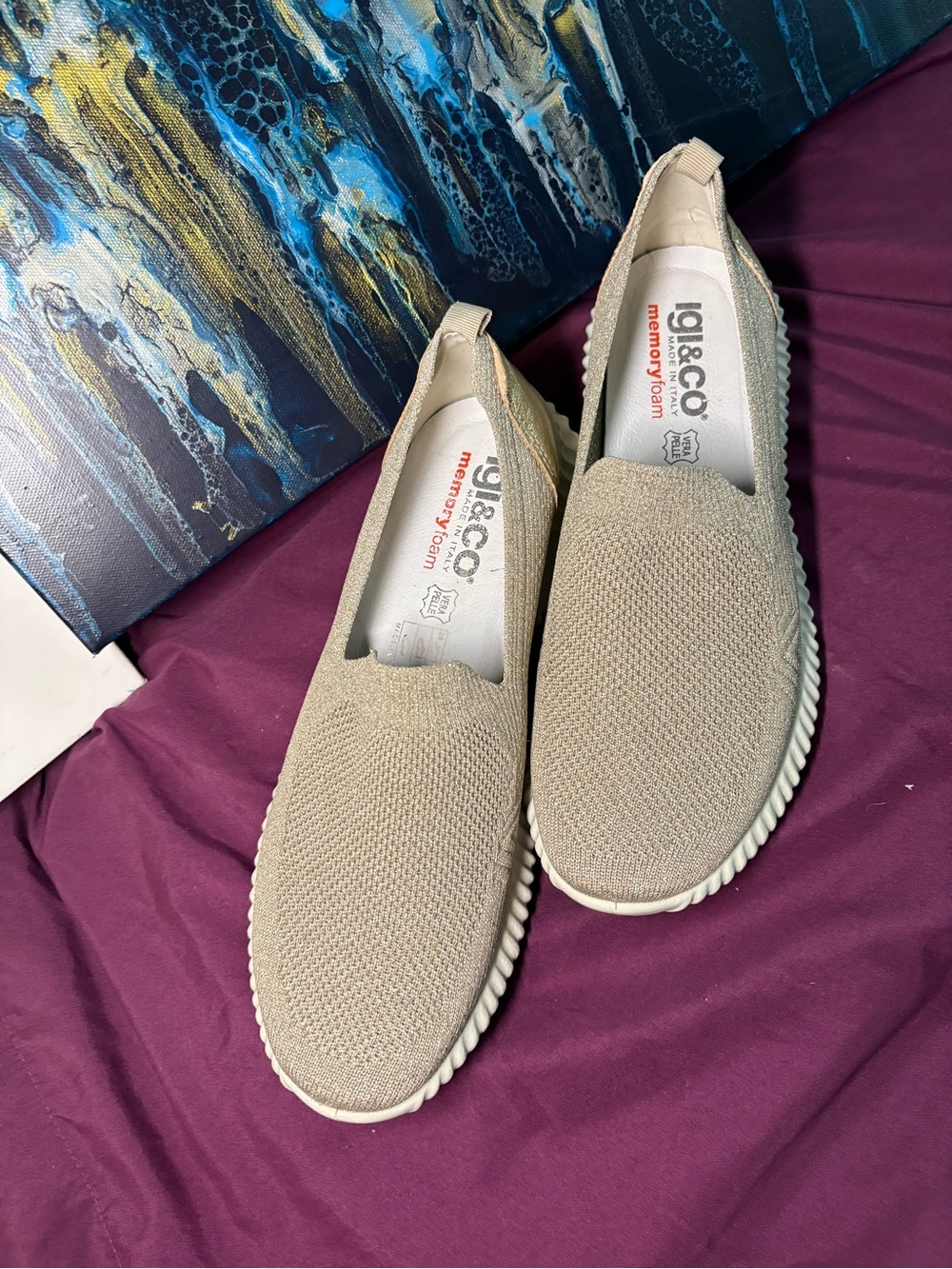 LGI & CO Slip-On Knit Sneakers in Beige
